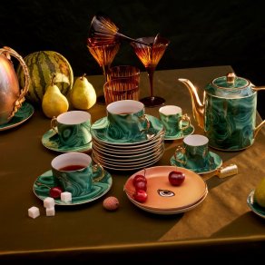 holiday24_malachitetable