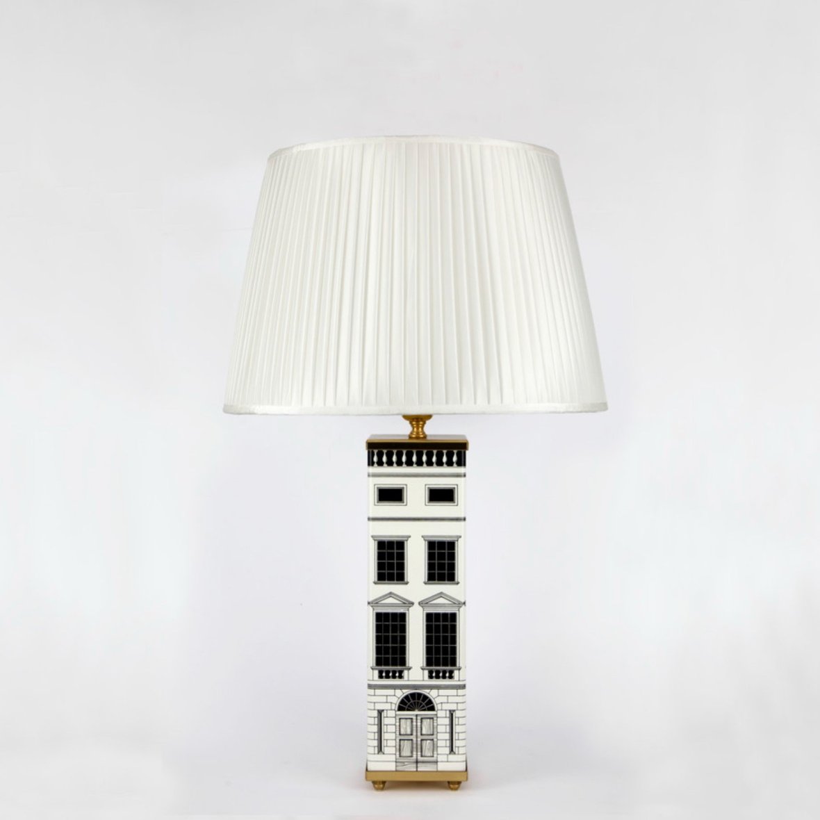conical-pleated-lampshade-white-2