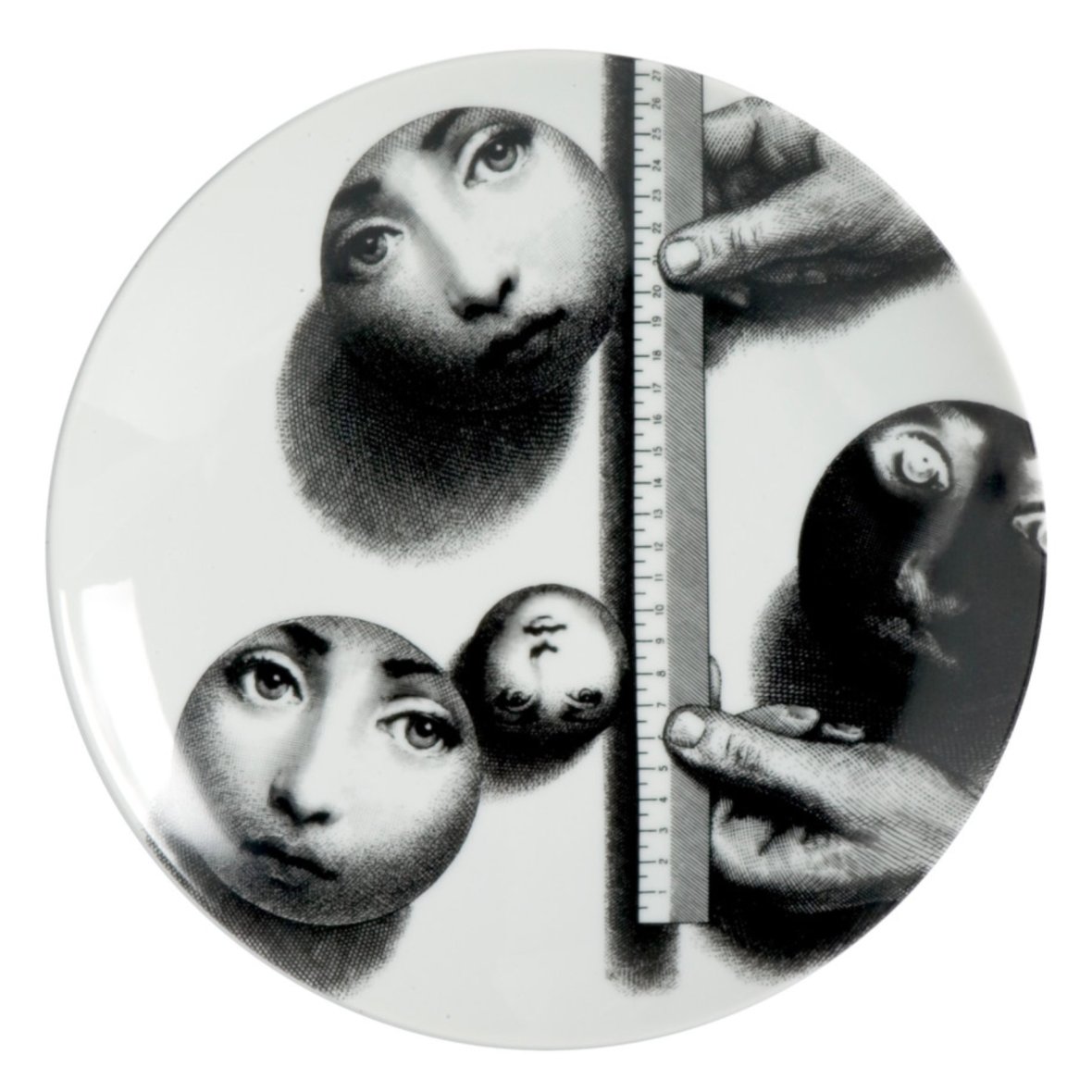 fornasetti-wall-plate-tema-e-variazioni-n-173-black-white