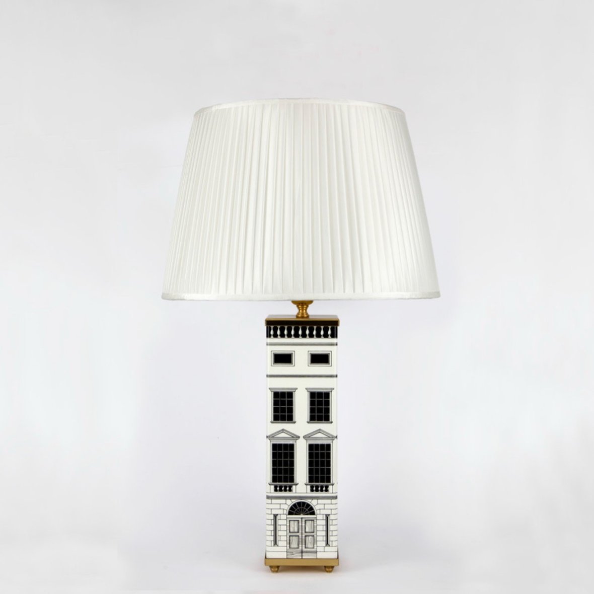 fornasetti-conical-pleated-lampshade-white-2