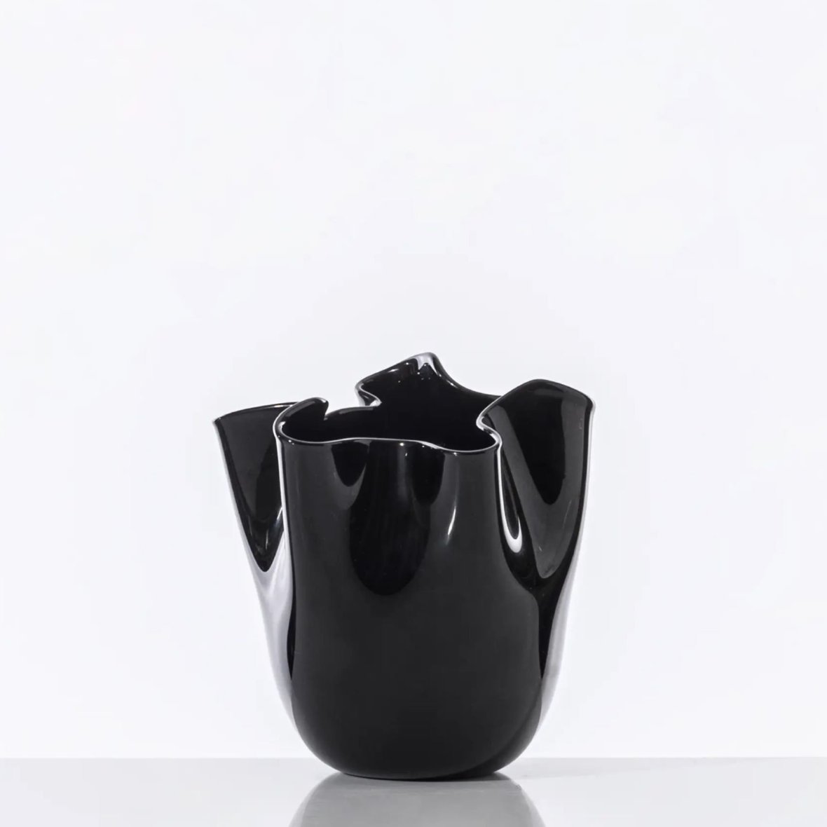 fazzoletto-vase-small-black-1