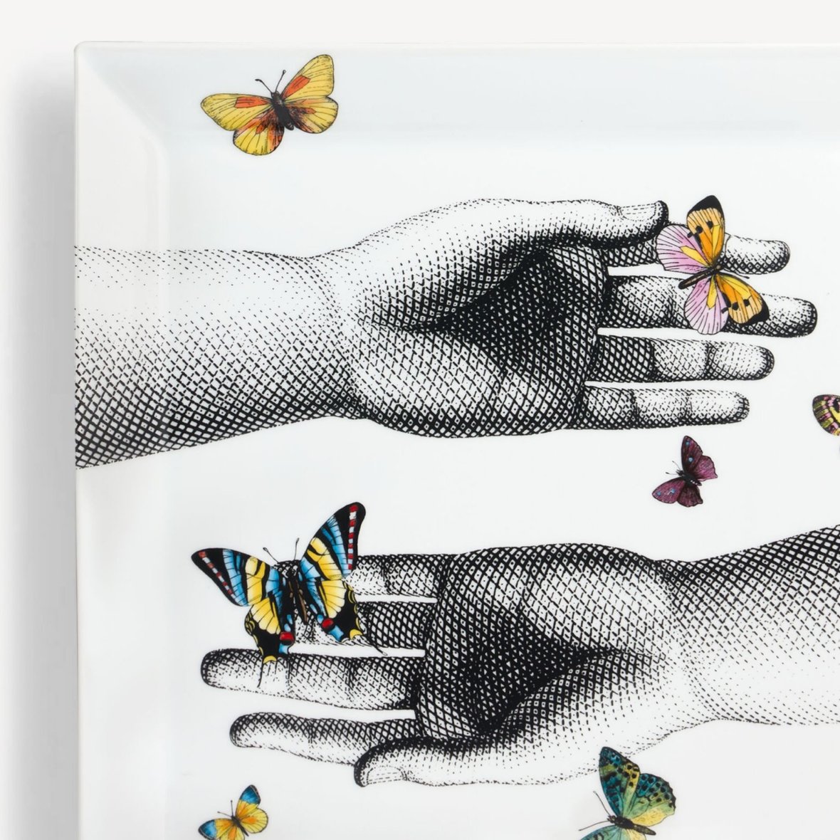 mani-e-farfalle-square-tray-3