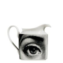 milk-jug-tema-e-variazioni-blackwhite