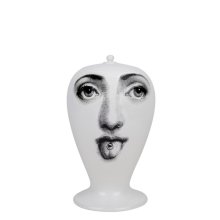 fornasetti-vase-piercing-black-white