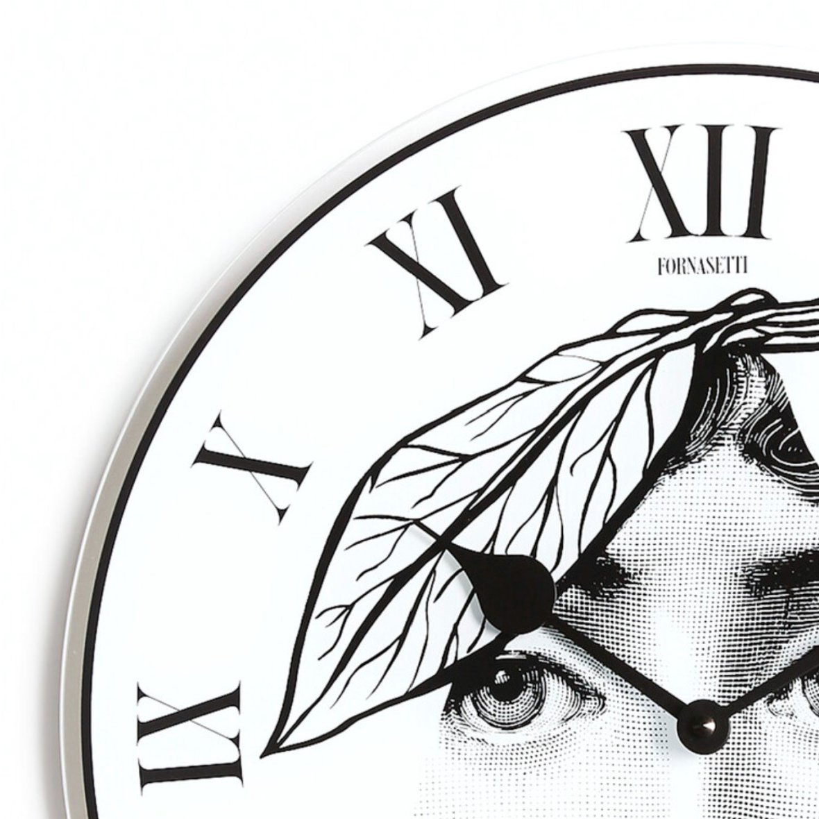 fornasetti-wall-clock-tema-e-variazioni-n-24-3