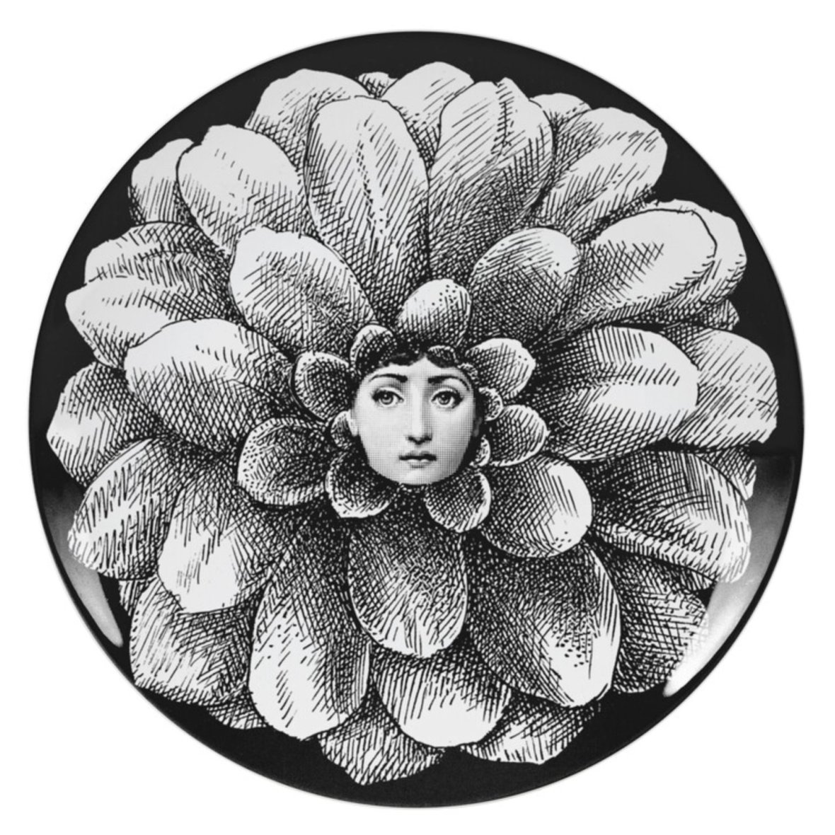 fornasetti-wall-plate-tema-e-variazioni-n-124-black-white