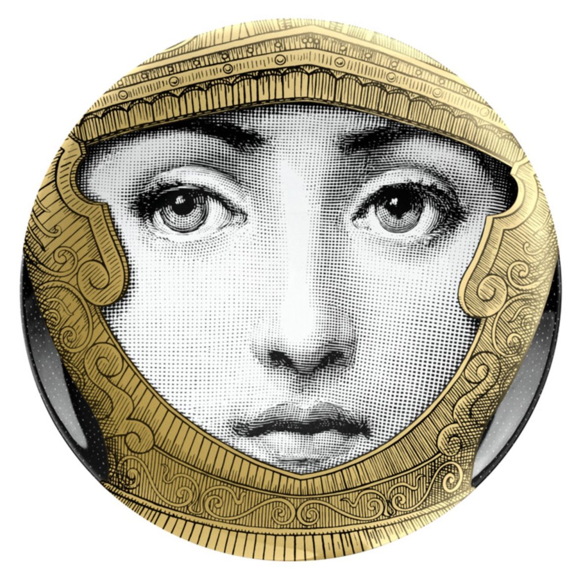 fornasetti-wall-plate-tema-e-variazioni-n-95-gold-b-w